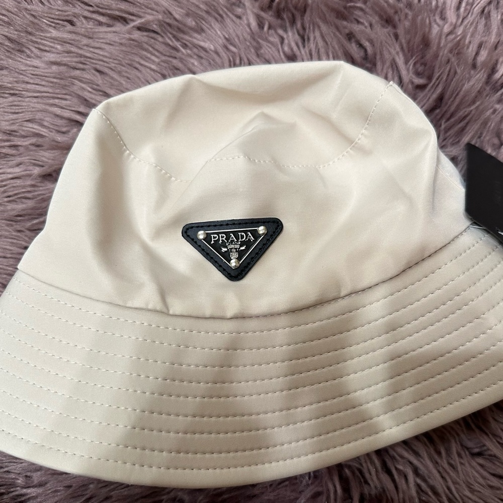 Master copy re-nylon bucket hat